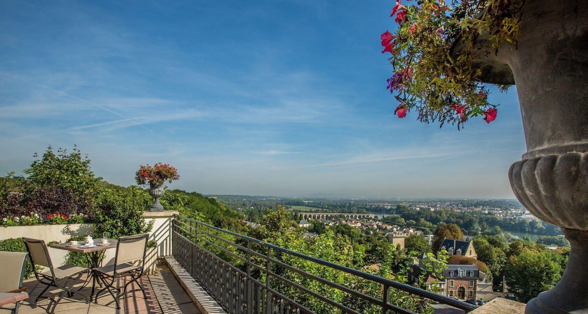 Pavillon Henri IV Hotel Restaurant Gastronomique Terrasse Сен-Жермен-ан-Ле Екстер'єр фото